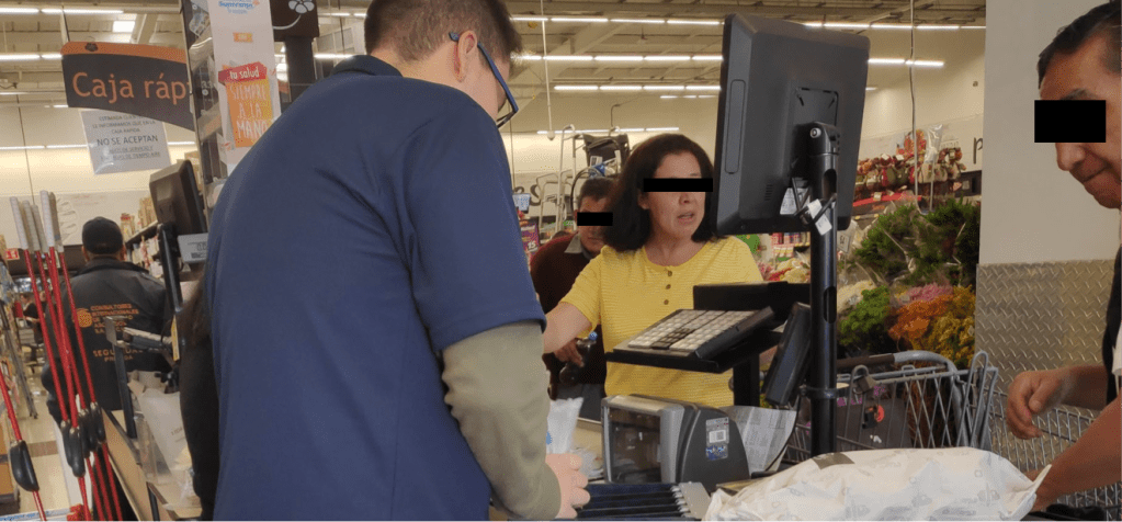 Redesign the experience on waiting lines for customers and cashiers&nbsp;(Walmart)